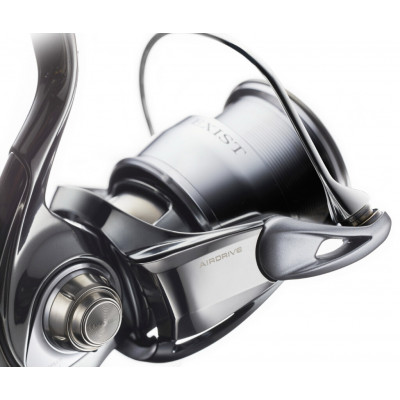 Спиннинговая катушка Daiwa 22 Exist SF