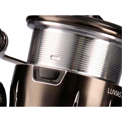 Спиннинговая катушка Daiwa 24 Luvias LT